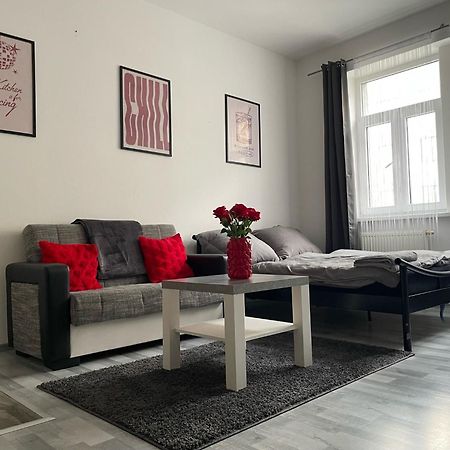 Tiffany Apartment In The City Center Bratislava Exterior foto